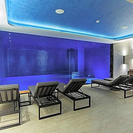 فندق Arts Harbiye - Special Class 5*