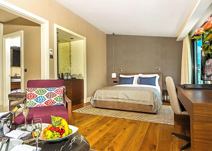 Arts Harbiye - Special Class