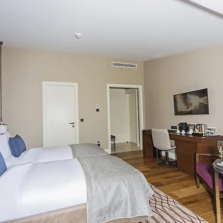 Arts Harbiye - Special Class