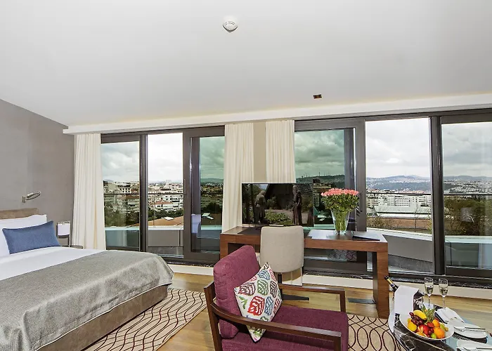 ホテル Arts Harbiye - Special Class 5*