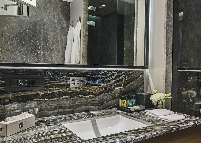 Arts Harbiye - Special Class